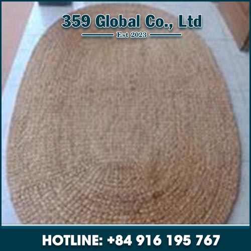 Water hyacinth placemat