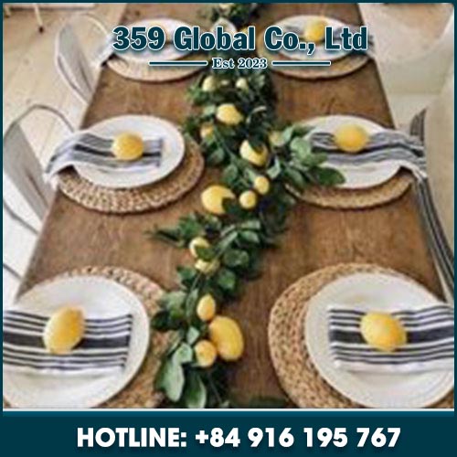 Water hyacinth placemat