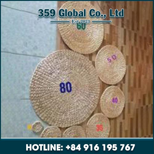 Water hyacinth placemat
