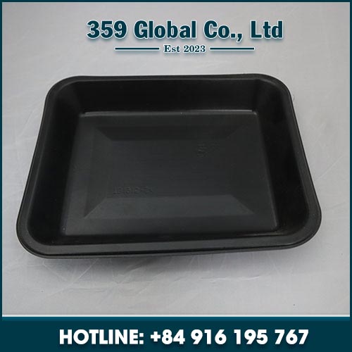 Plastic tray